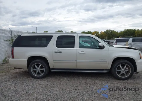 2011 GMC Yukon Xl 1500 Denali из США, поврежденный, VIN 1GKS2MEF4BR126629